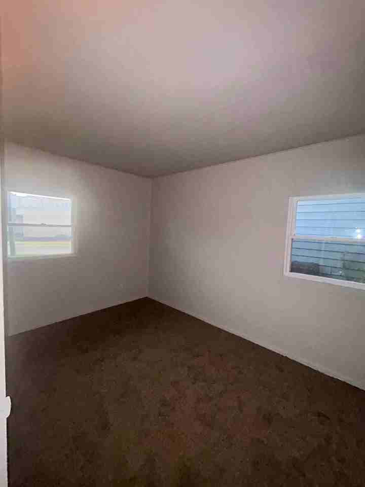 3519 Euclid Ave - Photo 5 of 7