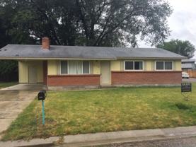 915 W Delaware Dr - Photo 1 of 1