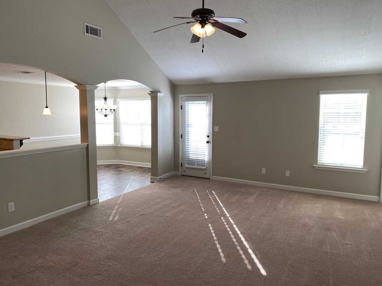 2022 Hatton Ct - Photo 5 of 27