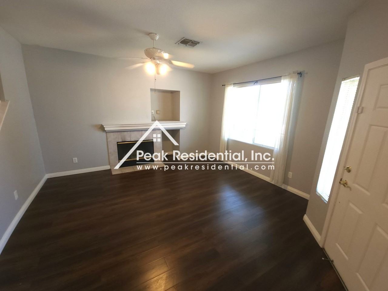 10172 Sheffield Oak Way - Photo 4 of 29