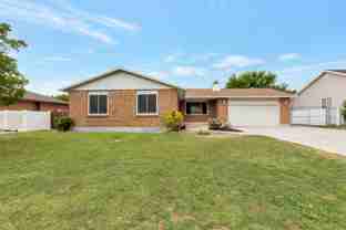 2237 E Karalee Way - Photo 1 of 1