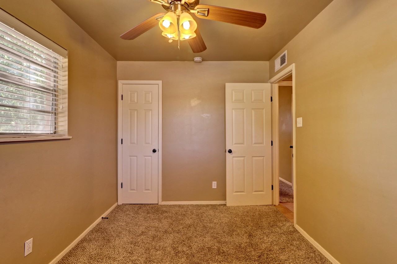 2170 Calle De Santa Ana - Photo 2 of 27