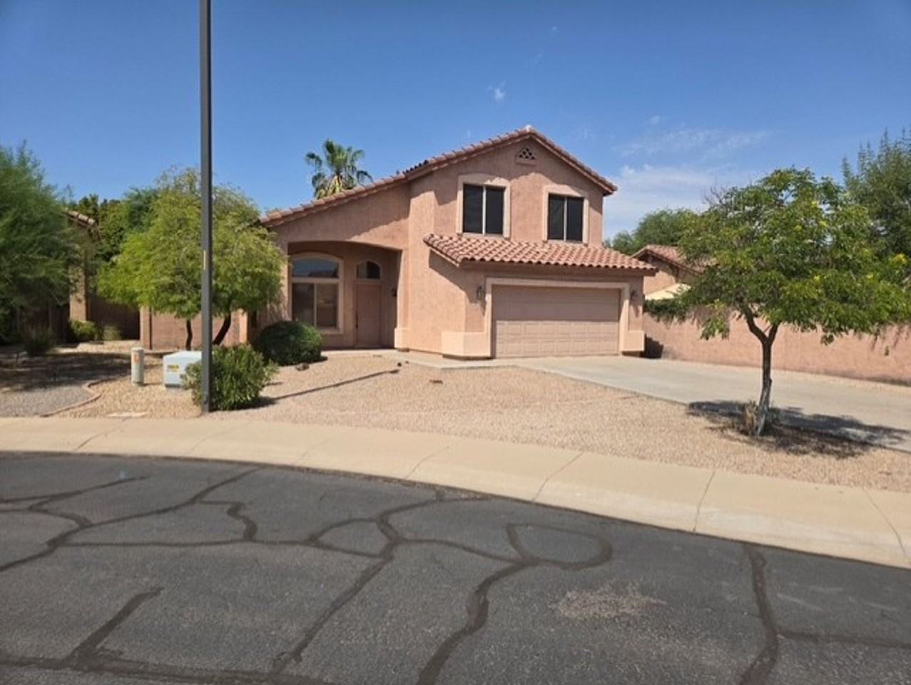 1358 N Thunderbird Ct - Photo 3 of 3