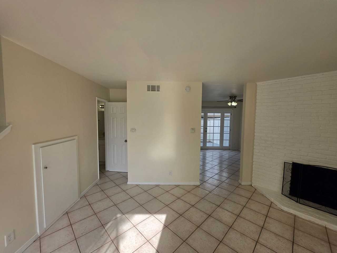 19905 Derbyshire Ln - Photo 4 of 24