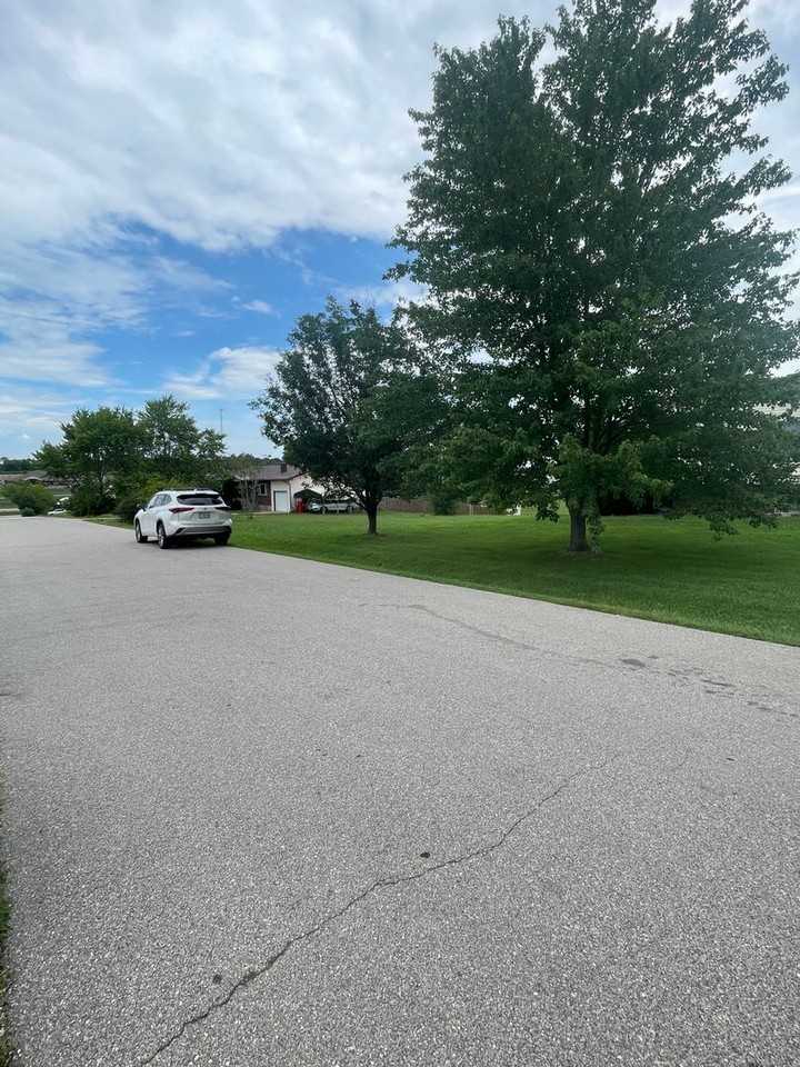 20295 Simmons Rd - Photo 3 of 50