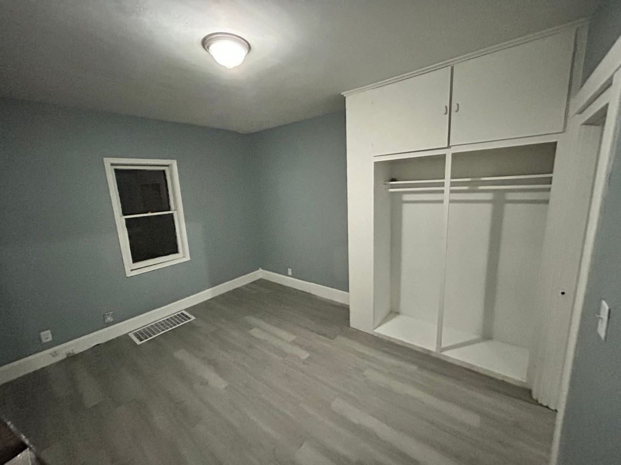 1346 18th Ave - Photo 4 of 9