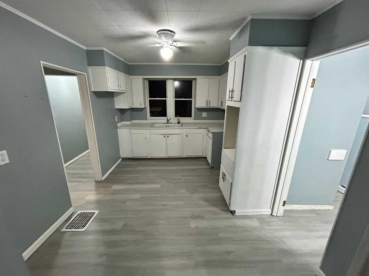1346 18th Ave - Photo 6 of 9