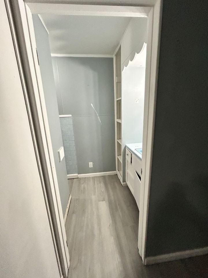 1346 18th Ave - Photo 7 of 9