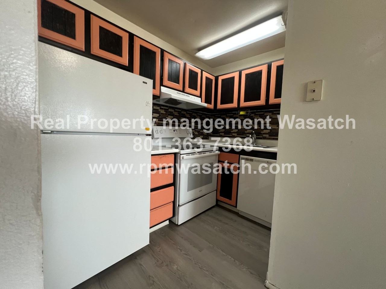 306 E 700 S #A302 - Photo 4 of 14