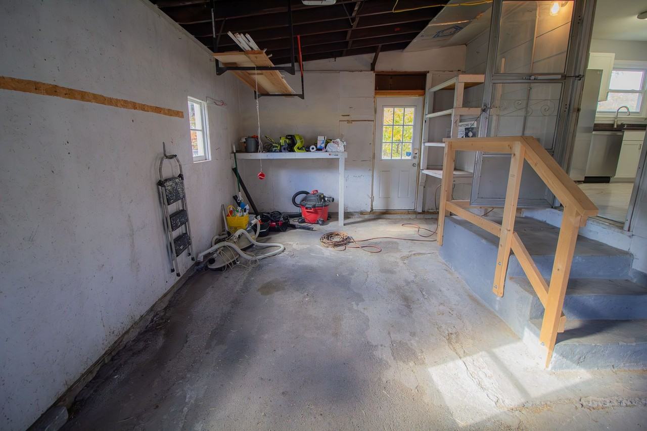 5 Huckleberry Ln - Photo 5 of 18