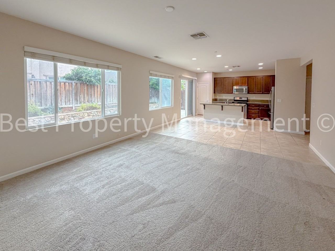 184 W Viola St - Photo 5 of 25
