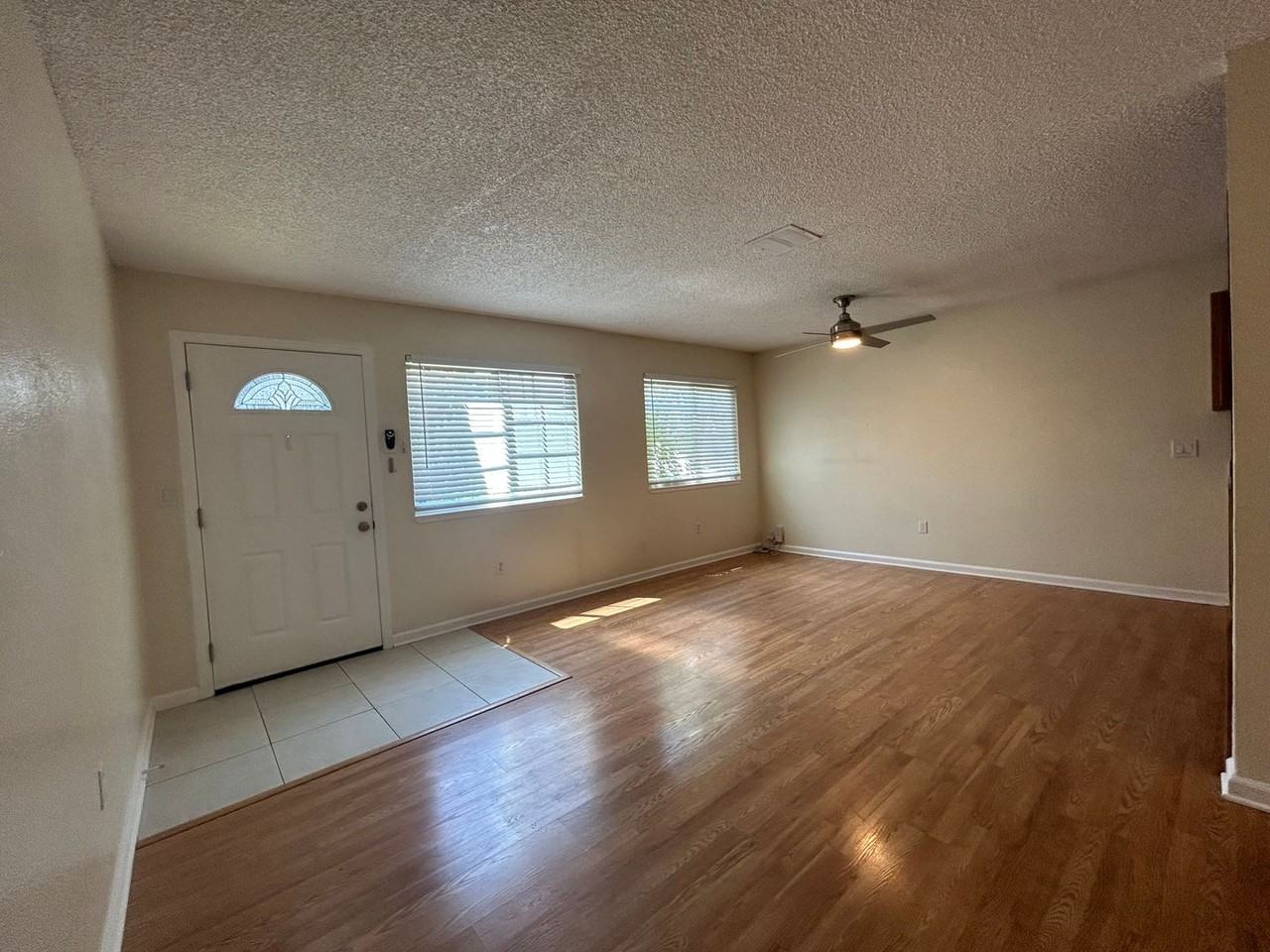 3633 9th Ave - Photo 2 of 13