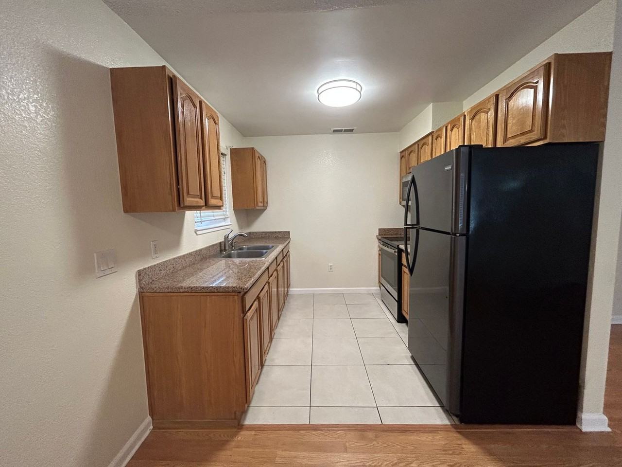 3633 9th Ave - Photo 3 of 13