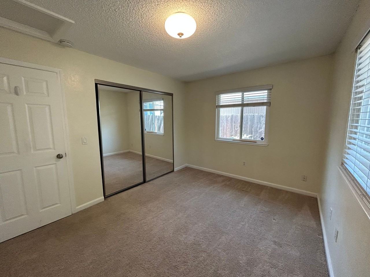 3633 9th Ave - Photo 7 of 13