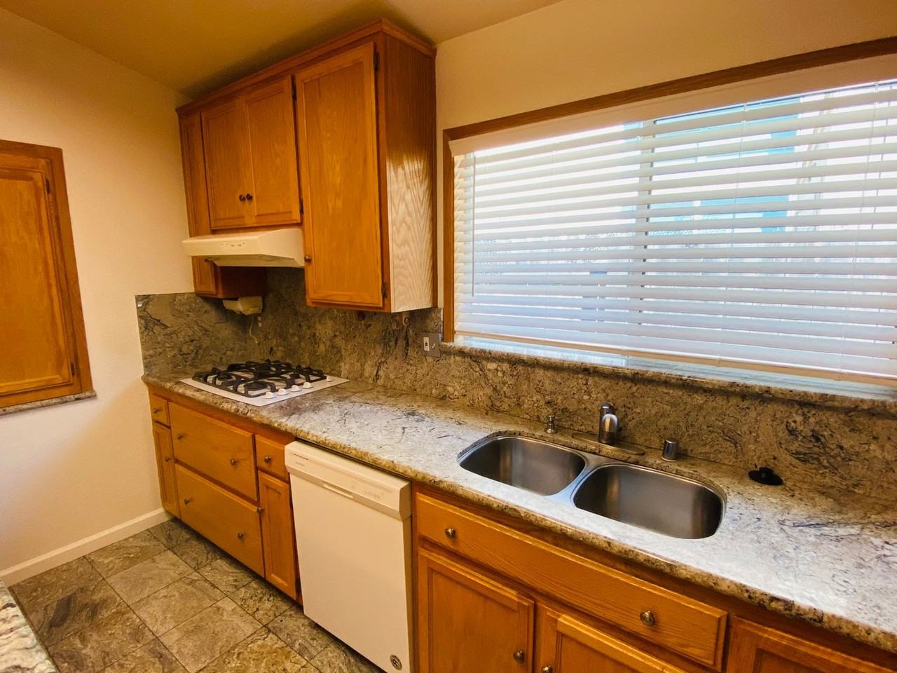9099 Generations Dr - Photo 6 of 21