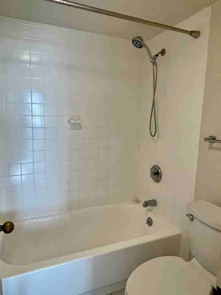 1212 Nuuanu Ave #3011 - Photo 7 of 25