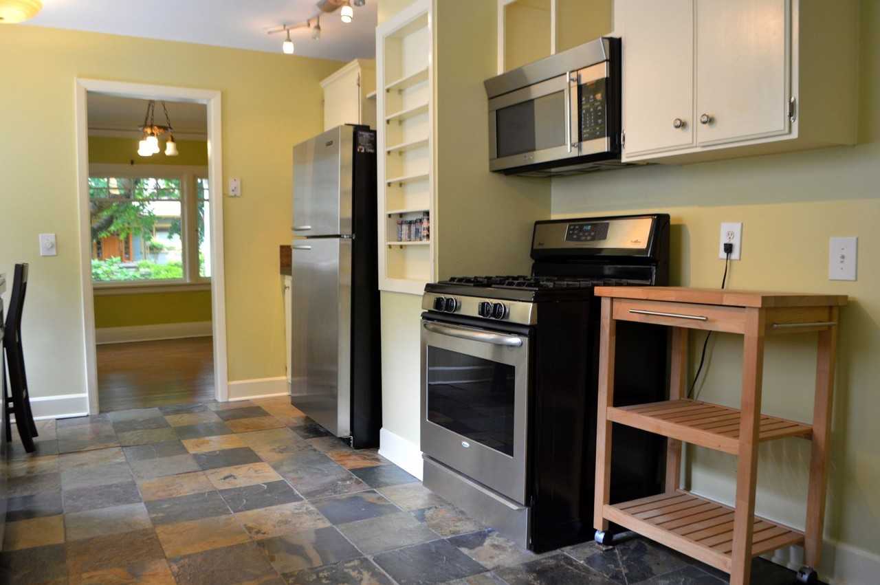 3434 Ne 18th Ave - Photo 2 of 17