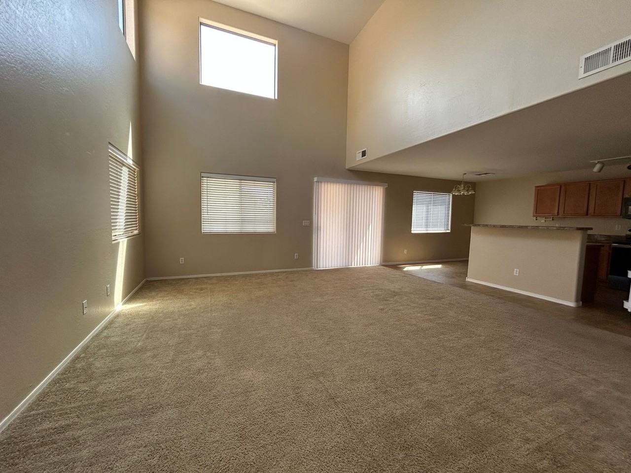 1425 E Harvest Rd - Photo 3 of 23