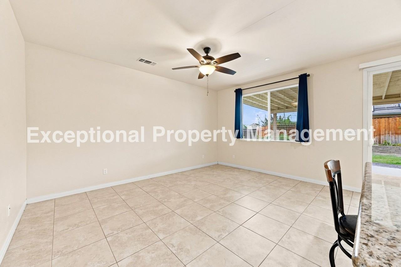 10606 Monsanto Dr - Photo 5 of 29