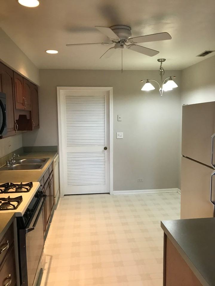 1013 Courtland Dr - Photo 5 of 10