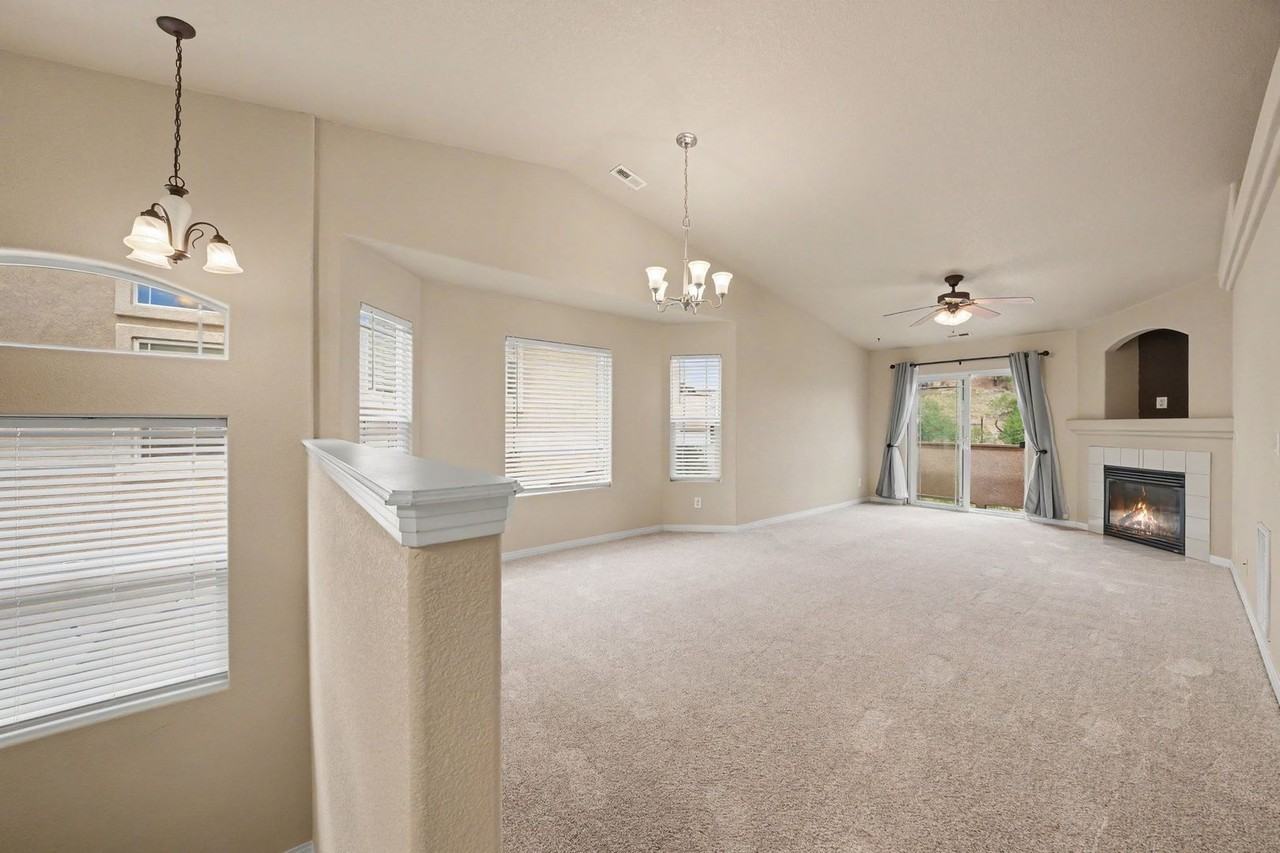 1431 Madison Ridge Hts #D - Photo 3 of 22