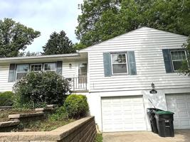 featured image of 3406 S 91st St