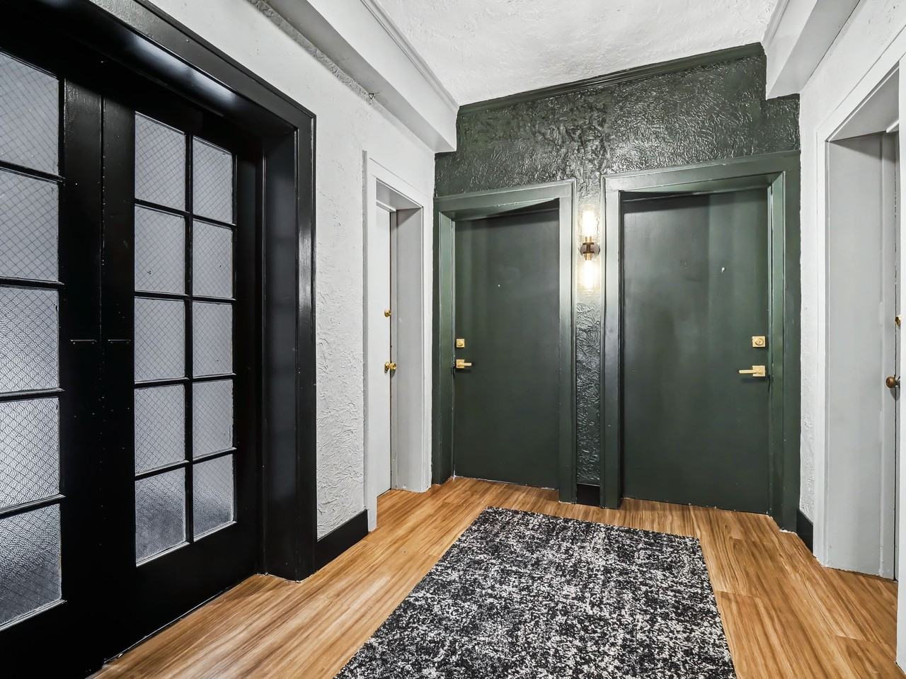 Amara Apartments - Photo 4 of 25