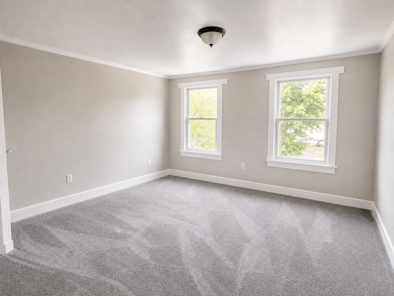 856 Craig St - Photo 5 of 8