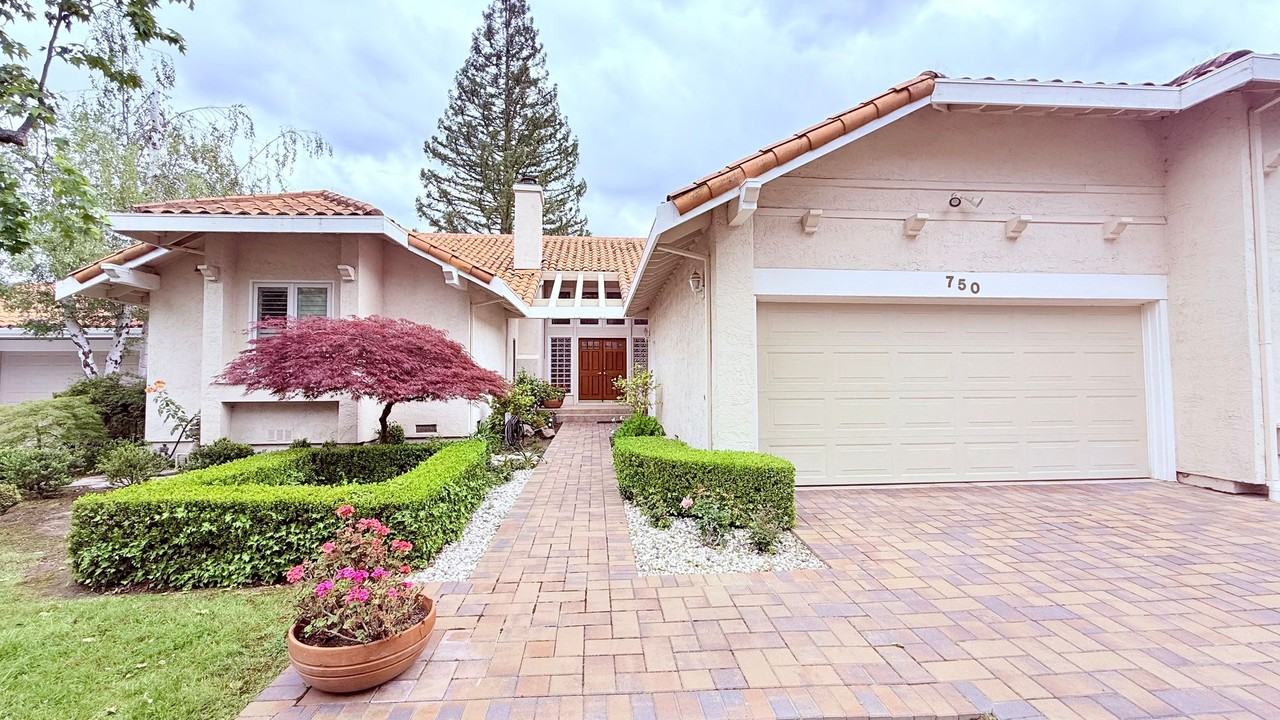 750 Liquidamber Pl - Photo 4 of 50