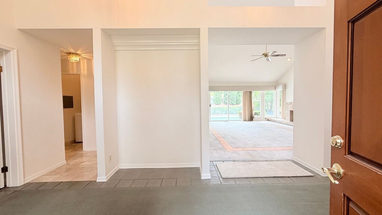 750 Liquidamber Pl - Photo 7 of 50