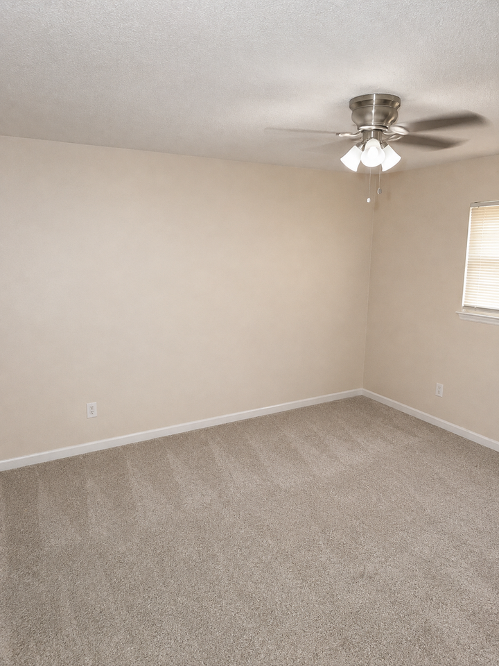 6102 E 129th St - Photo 5 of 9