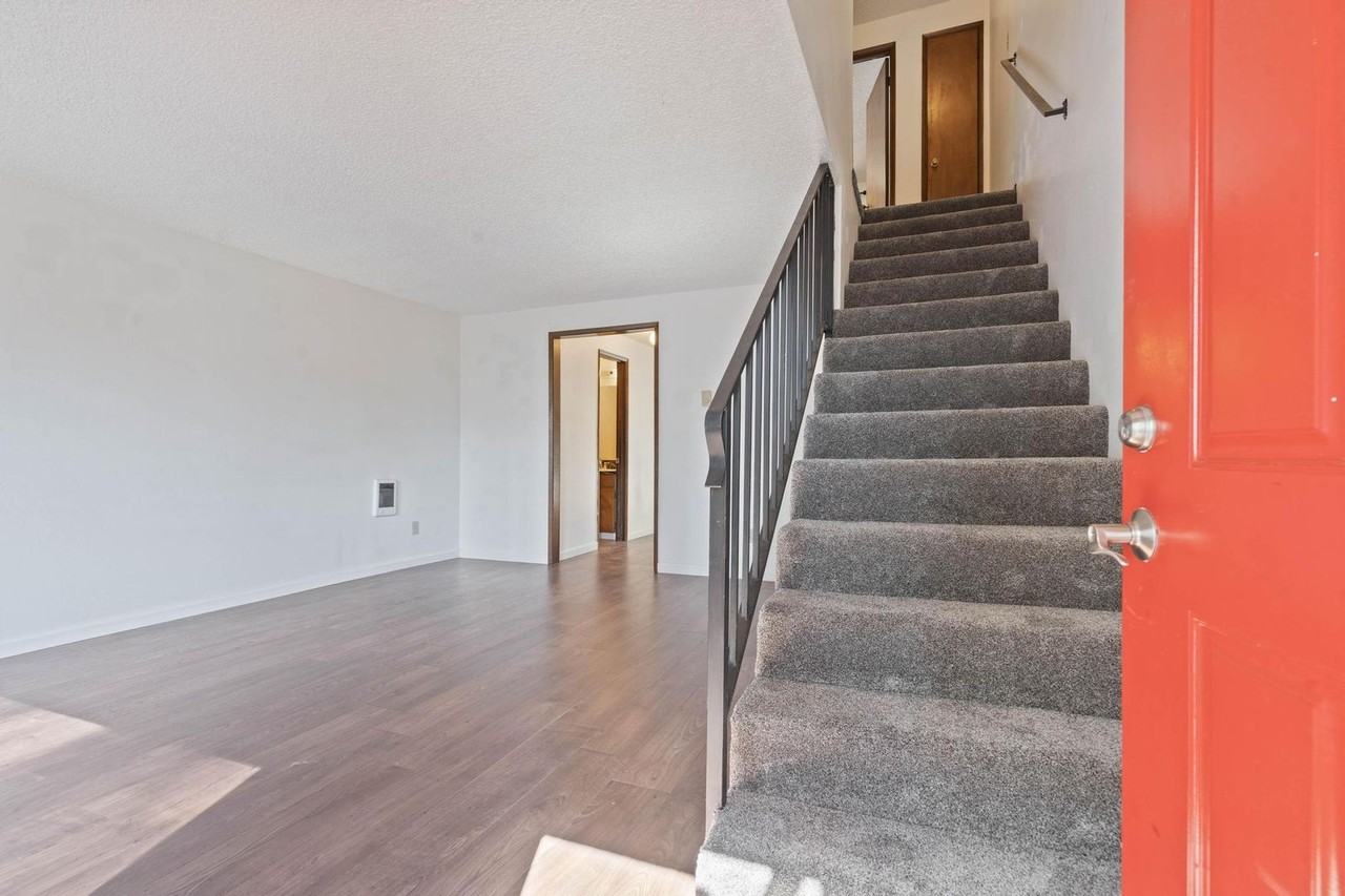19300 Se River Rd #19308 - Photo 4 of 29