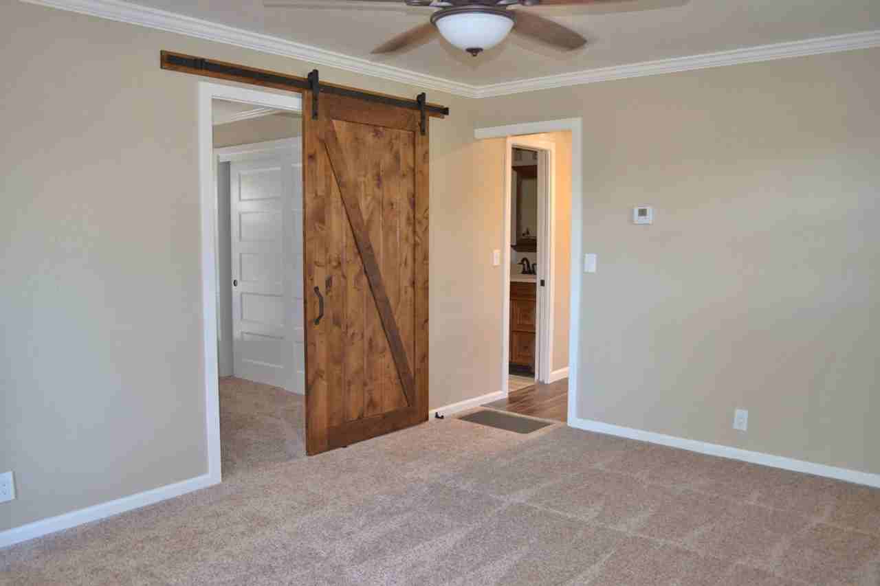 15900B Matilija Dr - Photo 3 of 13