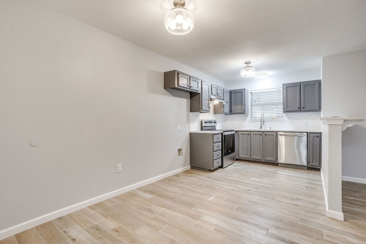 2618 Bomar Ave - Photo 7 of 20