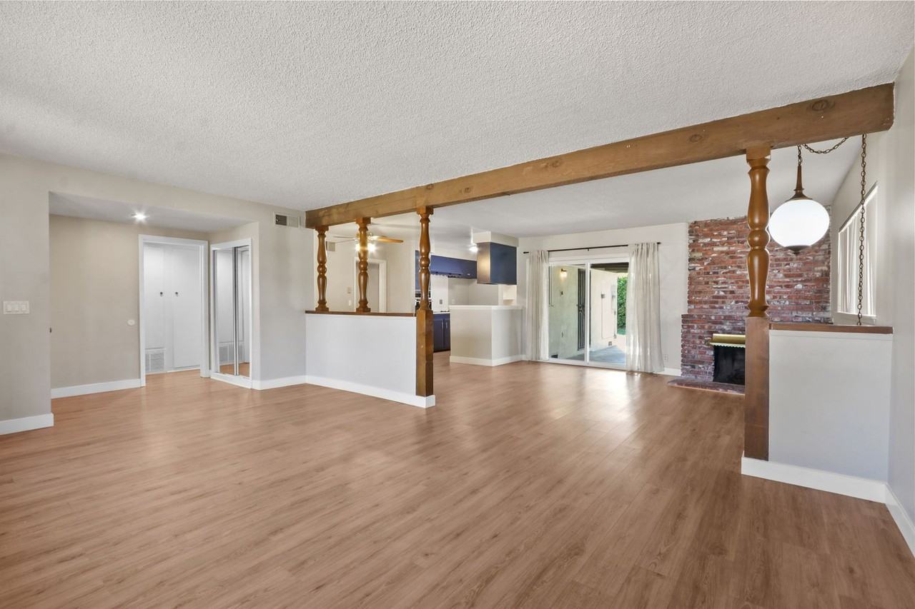 10925 Newcomb Ave - Photo 5 of 15