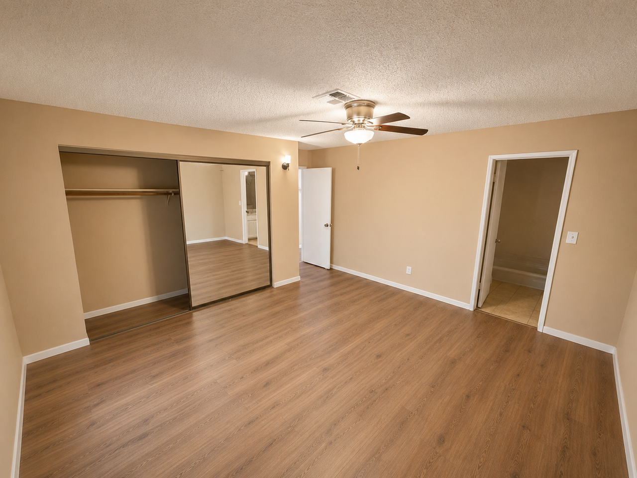 64319 Doral Dr - Photo 4 of 7