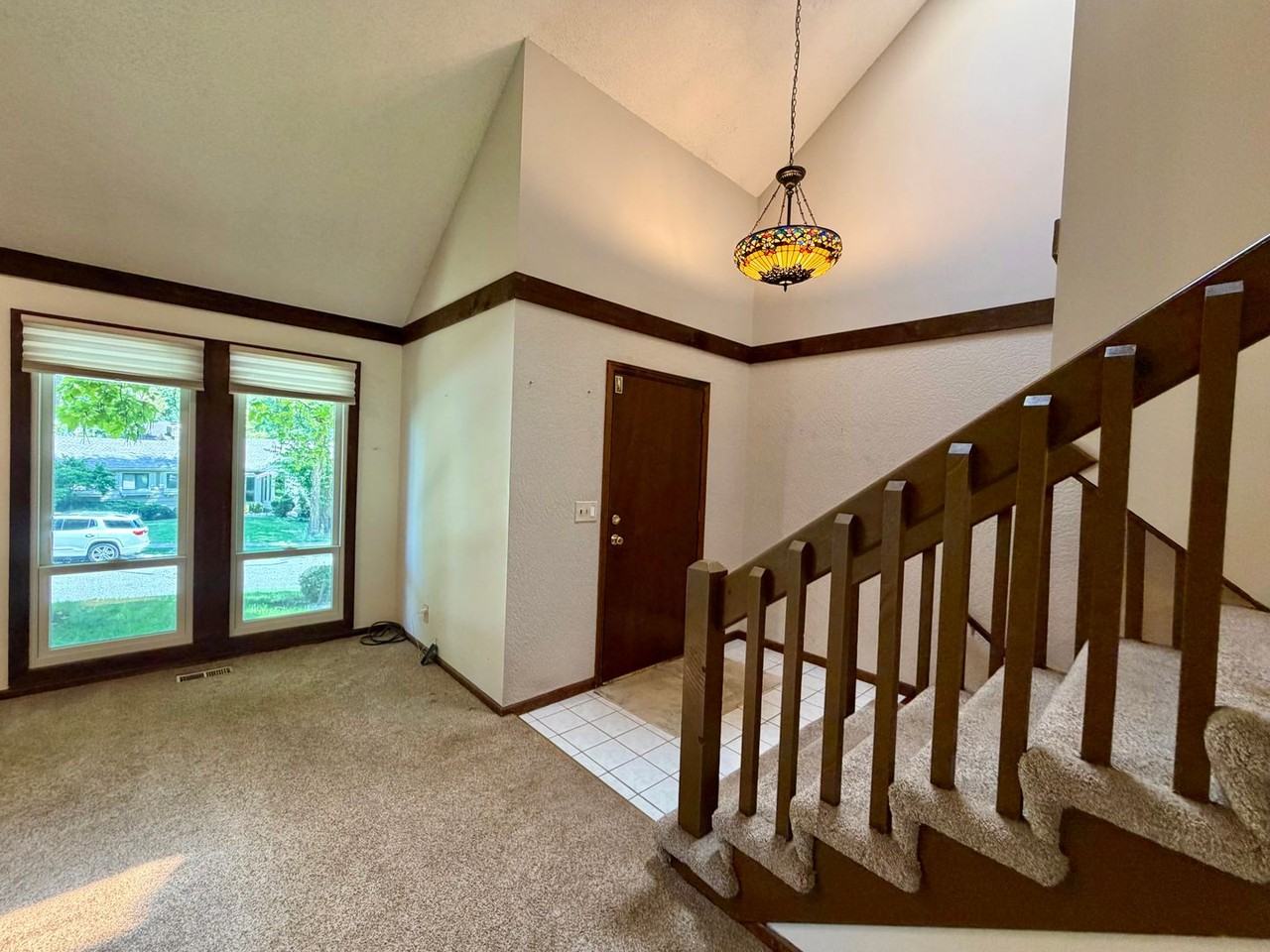8238 Parkhill Cir - Photo 3 of 33