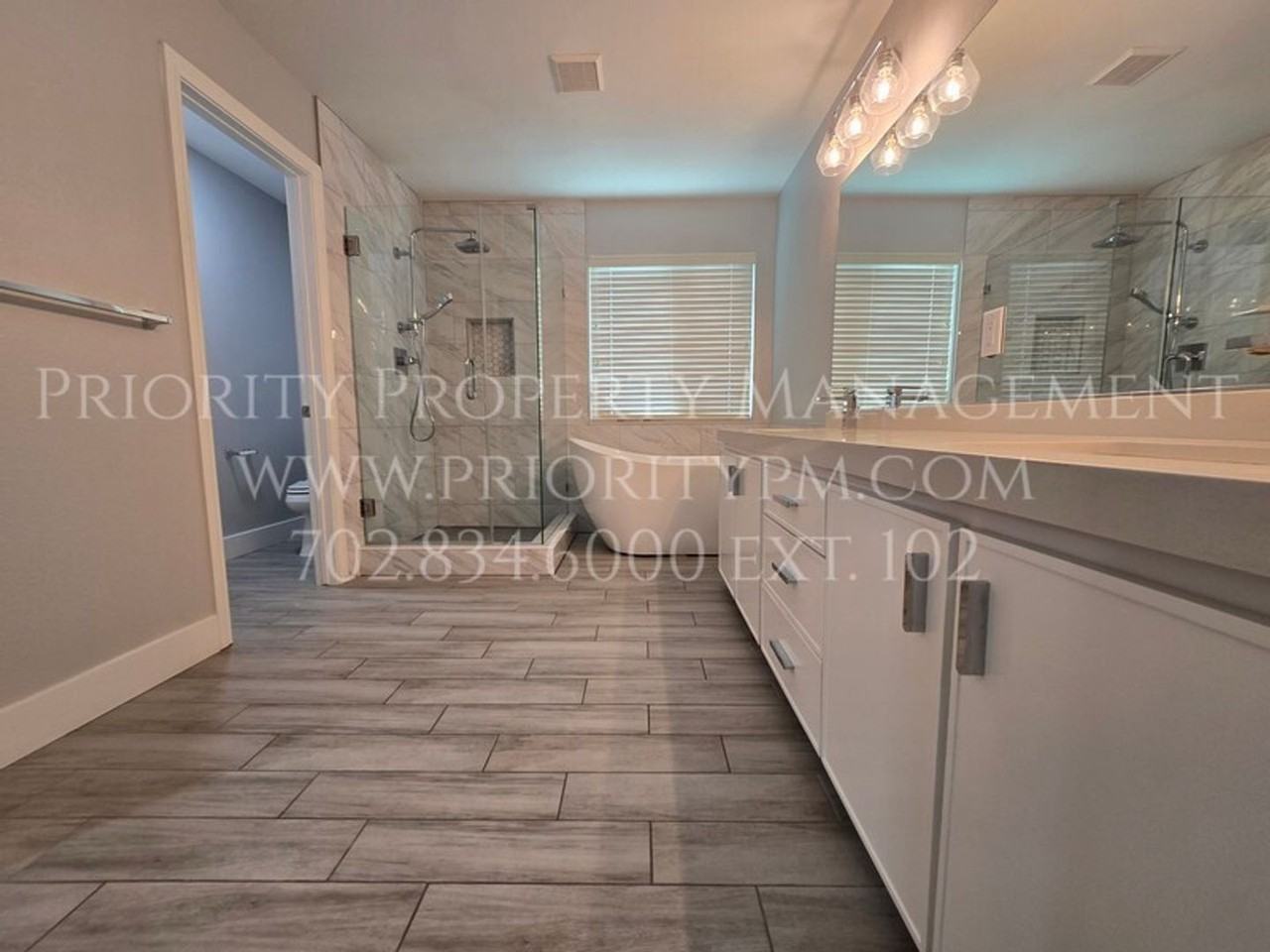 10001 Ranch Hand Ave - Photo 5 of 8