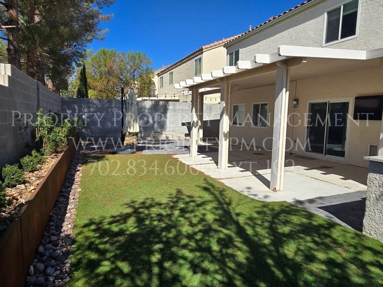 10001 Ranch Hand Ave - Photo 7 of 8
