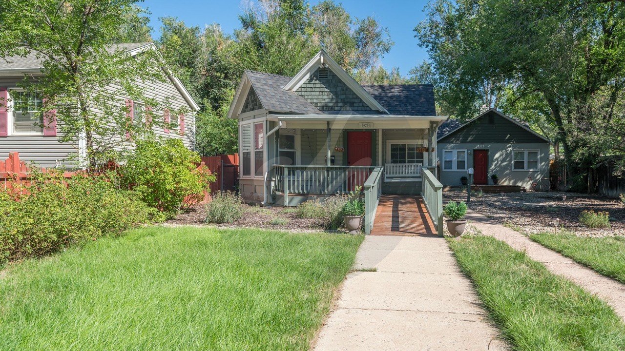 520 W Pikes Peak Ave