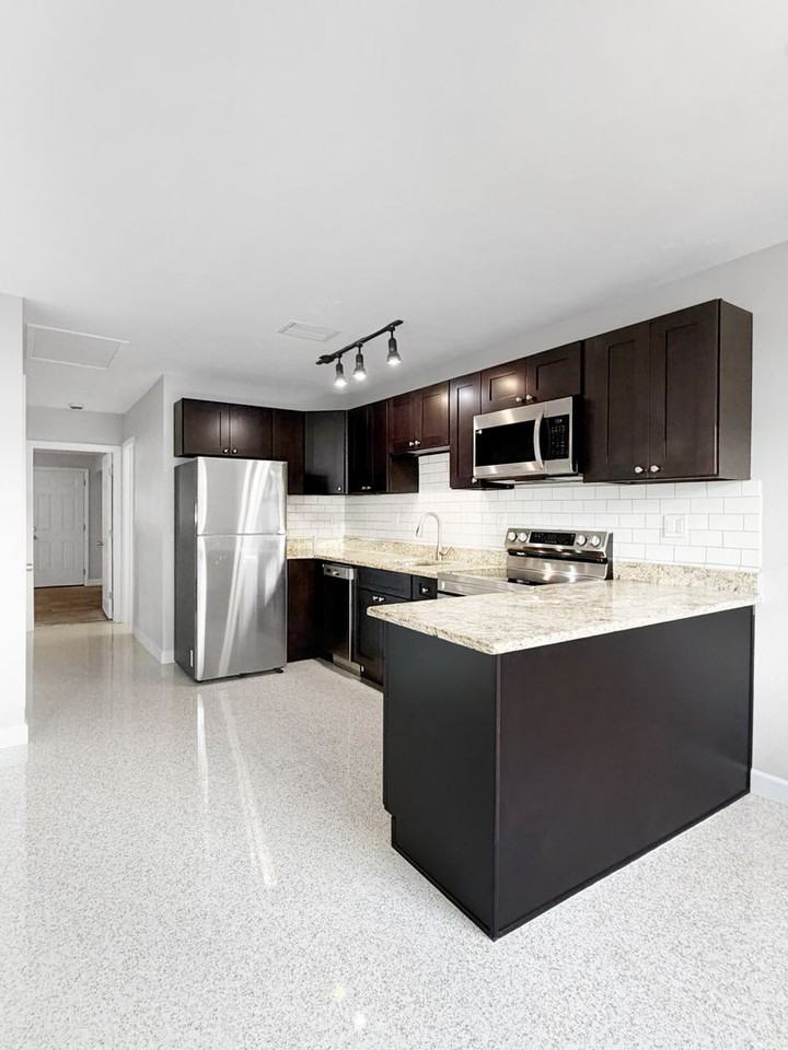 2720 57th St S - Photo 6 of 12
