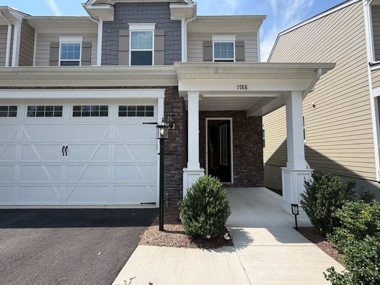 1788 Flora Ln - Photo 3 of 27