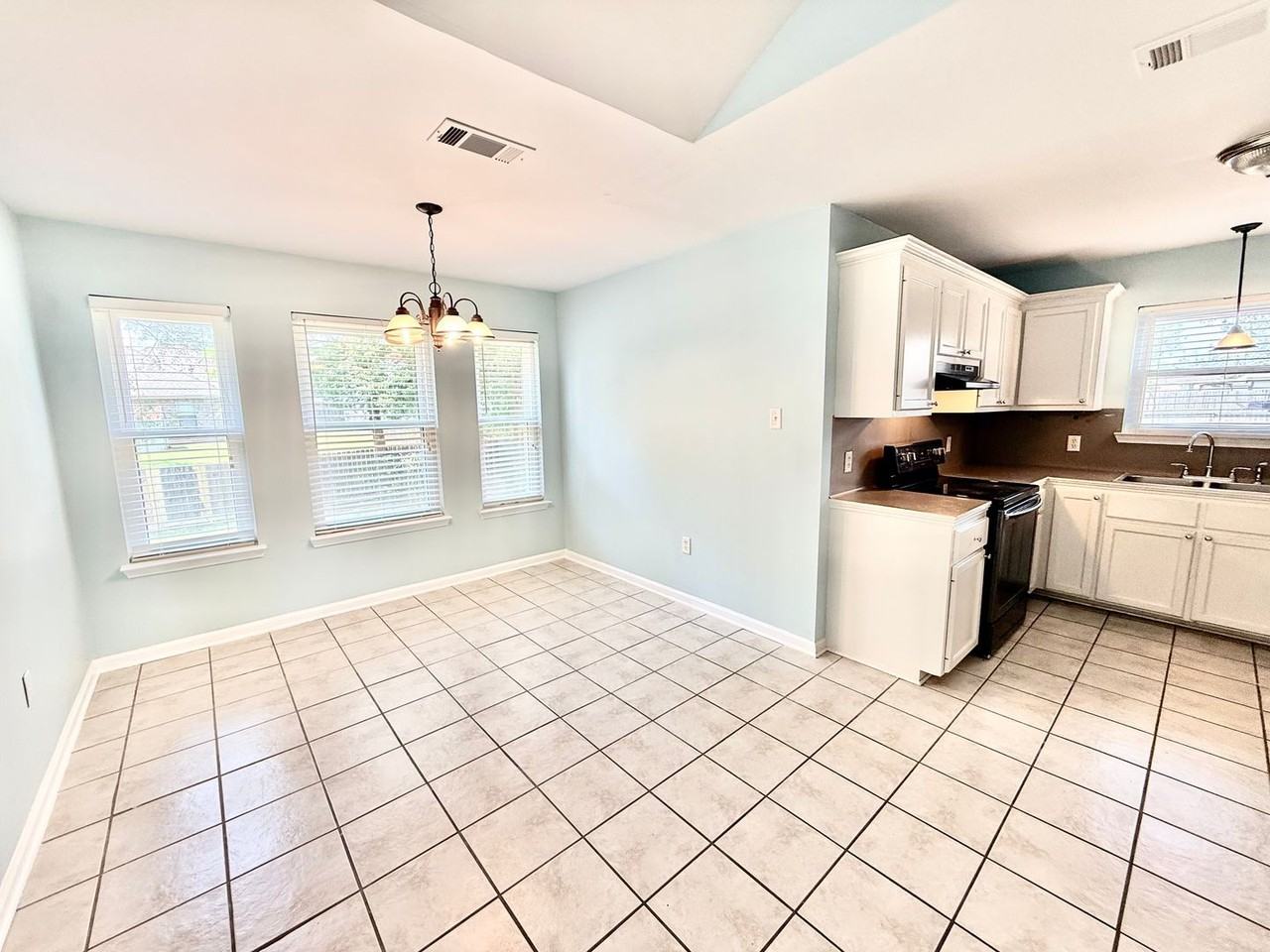 15253 E Bayou Dr - Photo 6 of 20