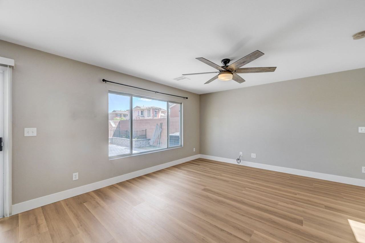 9930 Stiges St - Photo 7 of 29