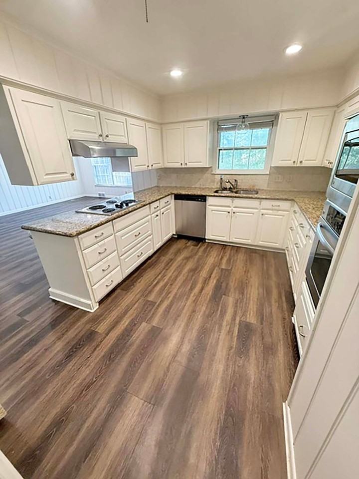 2710 Crestwood Pl - Photo 6 of 45