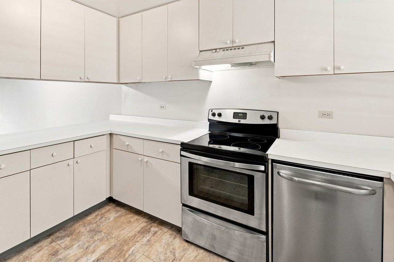 531 Hahaione St #2-5E - Photo 5 of 29