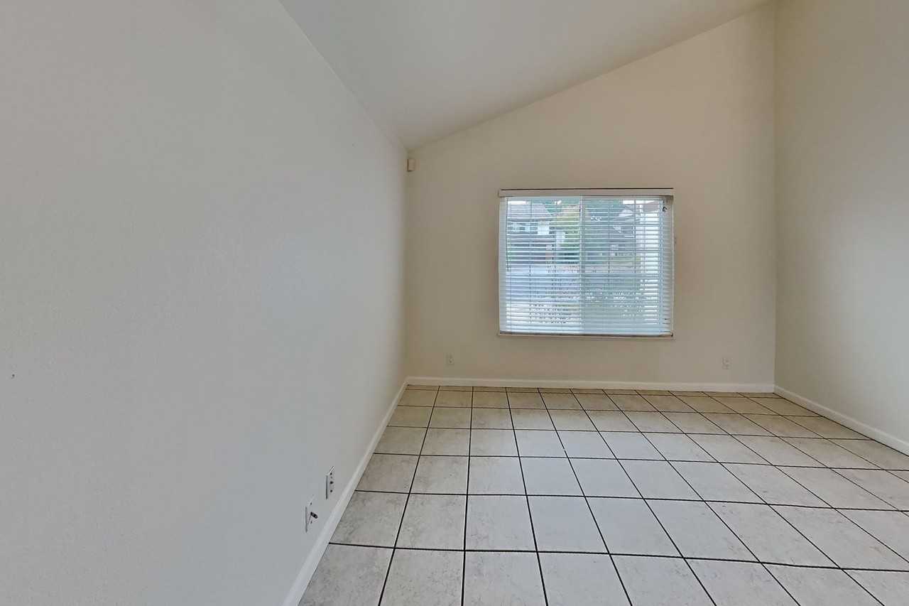 2331 Sweetwater Dr - Photo 2 of 20