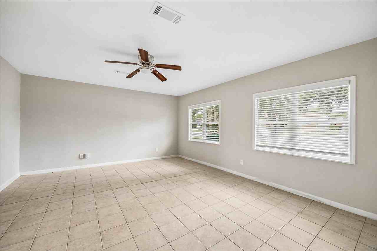 626 Sulphur St - Photo 6 of 16