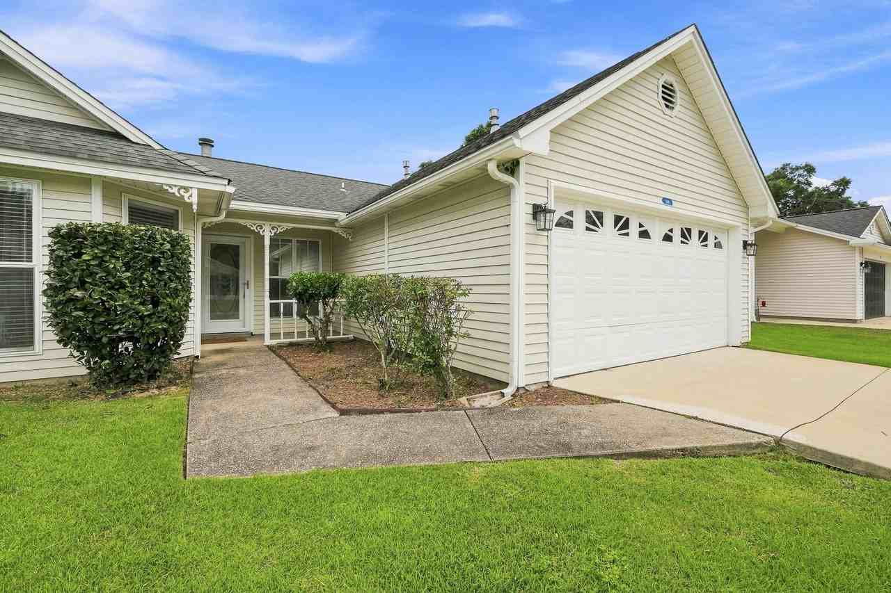 148 Meadowbrook Ct - Photo 2 of 35