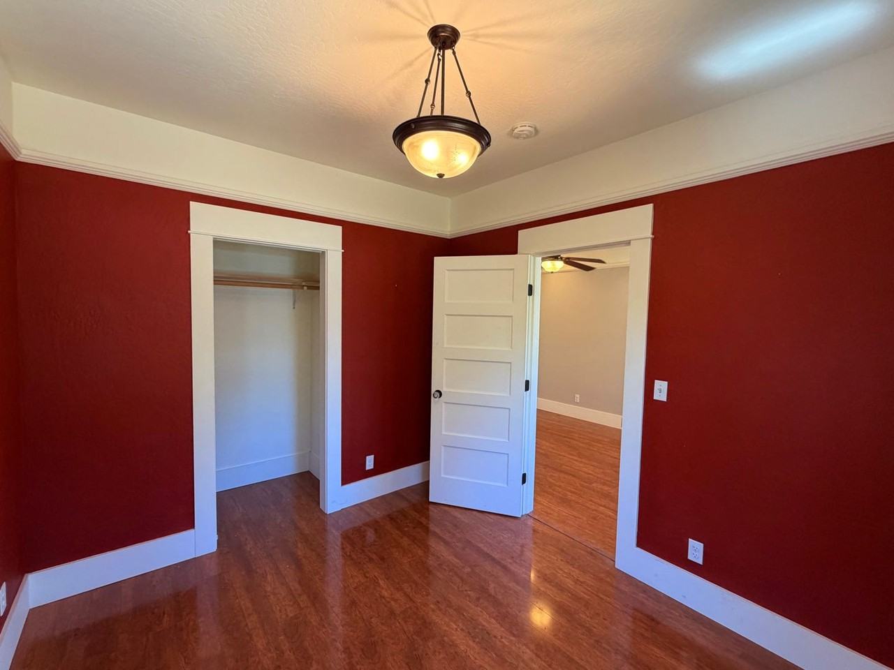 130 N Polk St - Photo 7 of 15